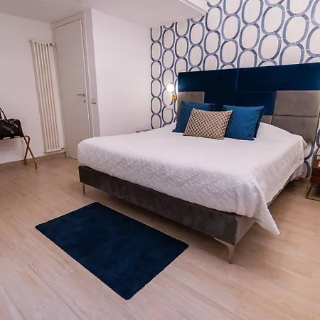 Daymoon House Vanvitelli Apartment *