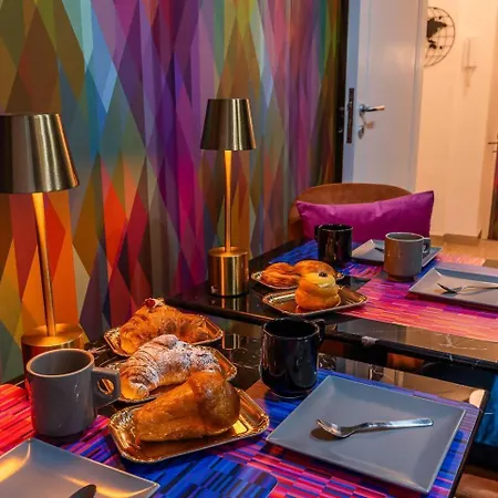 Apartment Daymoon House Vanvitelli. *