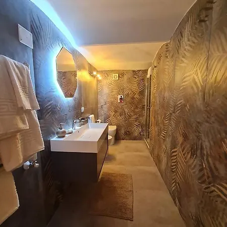 Apartment Daymoon House Vanvitelli. Naples