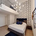 Apartman Daymoon House Vanvitelli. *